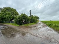 Tronsonul de peste 3 km din Fântânele, care leagă Stamate de DJ 290, va fi asfaltat