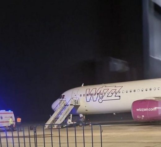 O pasageră a fost rănită la debarcarea din avionul de Luton