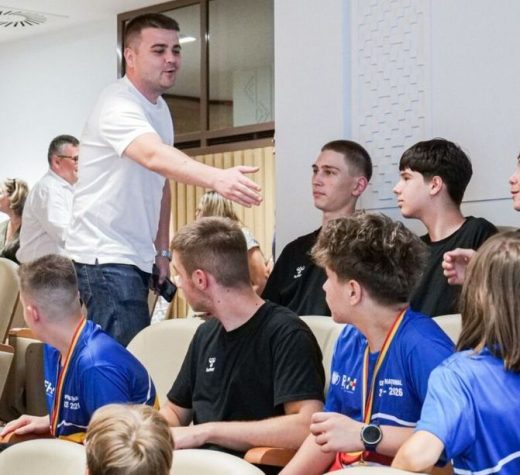 Juniorii CSU Suceava, premiaţi la Palatul Administrativ
